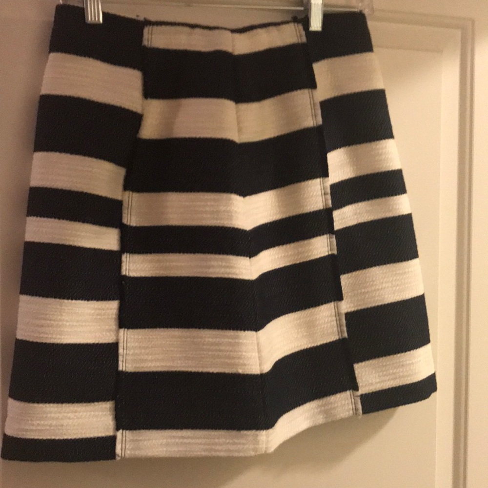 Navy and light cream skirt.